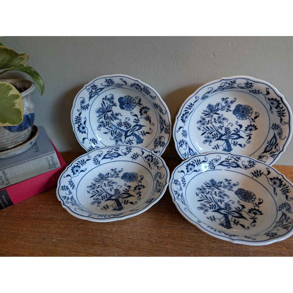 Vtg Blue Danube Japan Blue Onion Coupe Soup Bowls Set of 4 Scalloped 7.5" READ**